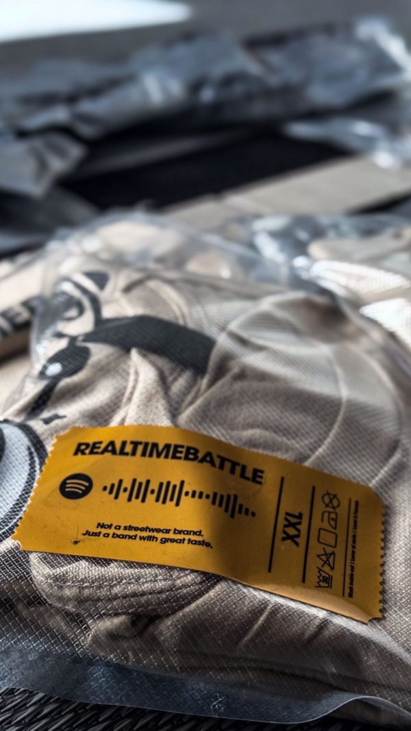 RealTimeBattle - Messages from the satellite T-shirt